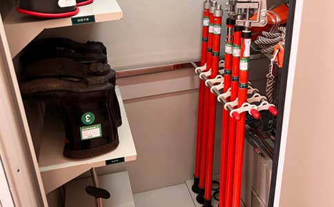 智能工具柜如何實現(xiàn)各類工具的自動化識別監(jiān)管呢？