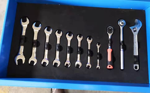 為何加了RFID設(shè)備的智能工具柜得到市場的普及應(yīng)用？