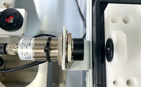 金屬場(chǎng)景工業(yè)識(shí)別RFID設(shè)備圓柱形高頻電子標(biāo)簽讀寫器HR1892